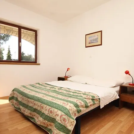 7042b Apartamento *